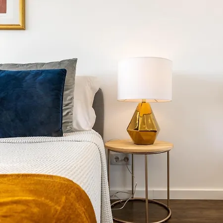 Stunning Hilltop Flat For 5 In Graca By Guestready Apartment